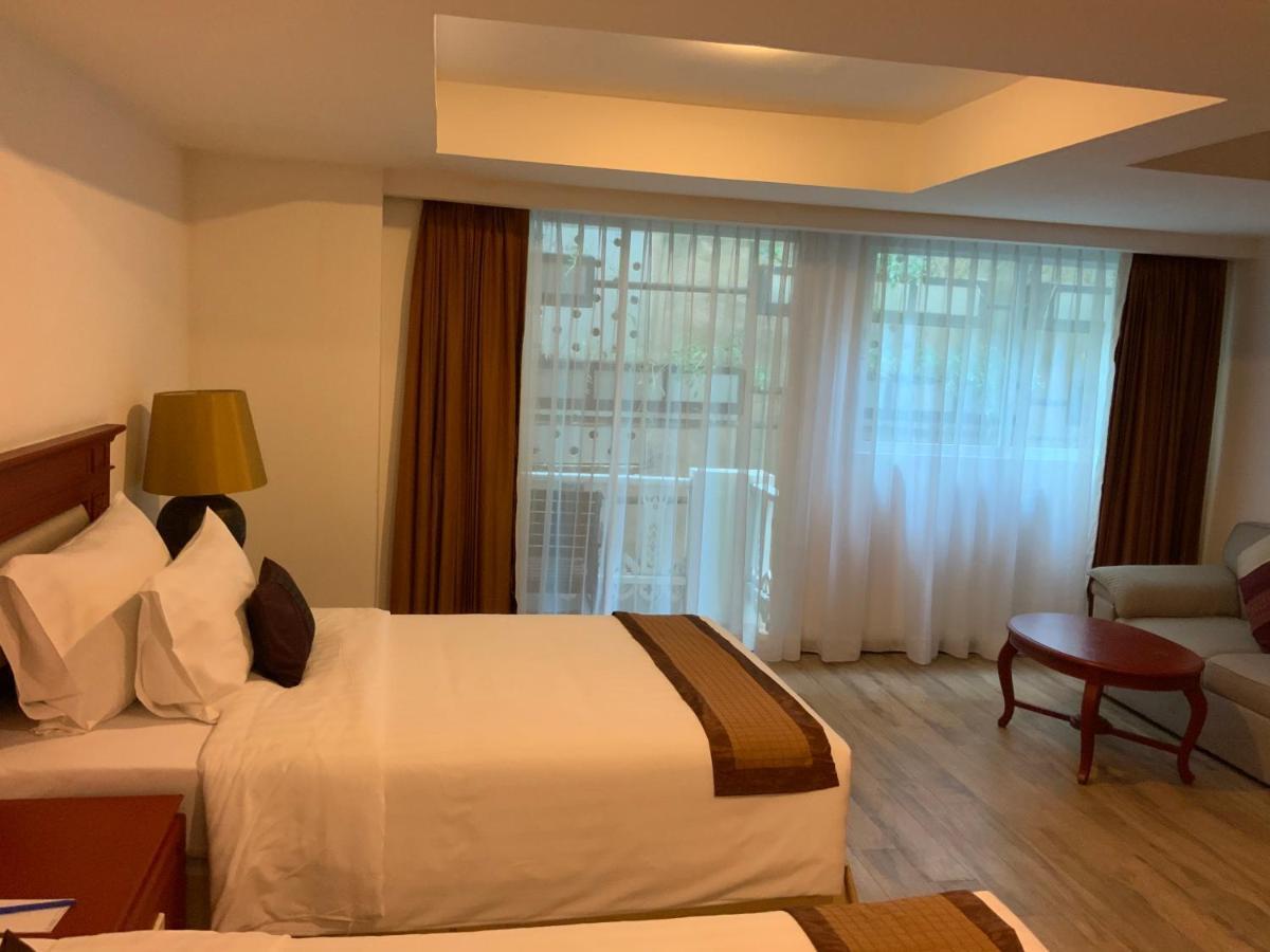 Pride Beach Resort - Adults Only Patong Exterior foto